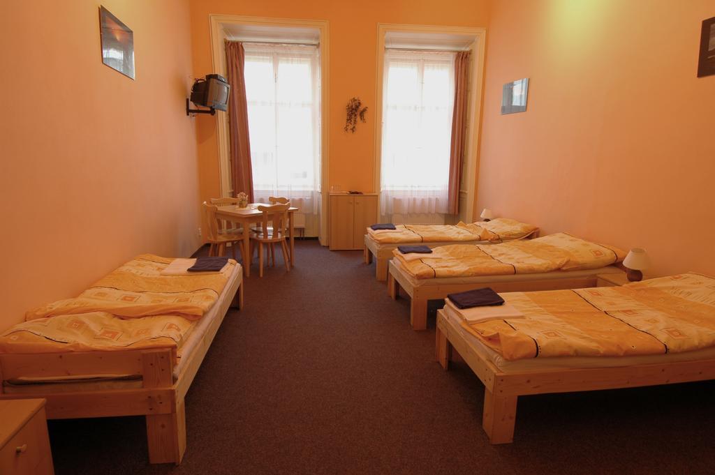Hotell U Dvou Zlatych Klicu Prag